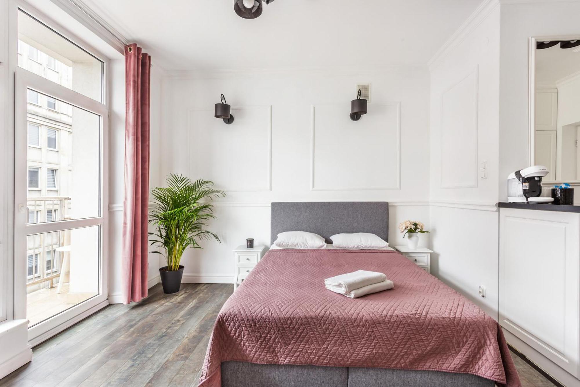 Charming Apartment In The City Center Varşova Dış mekan fotoğraf