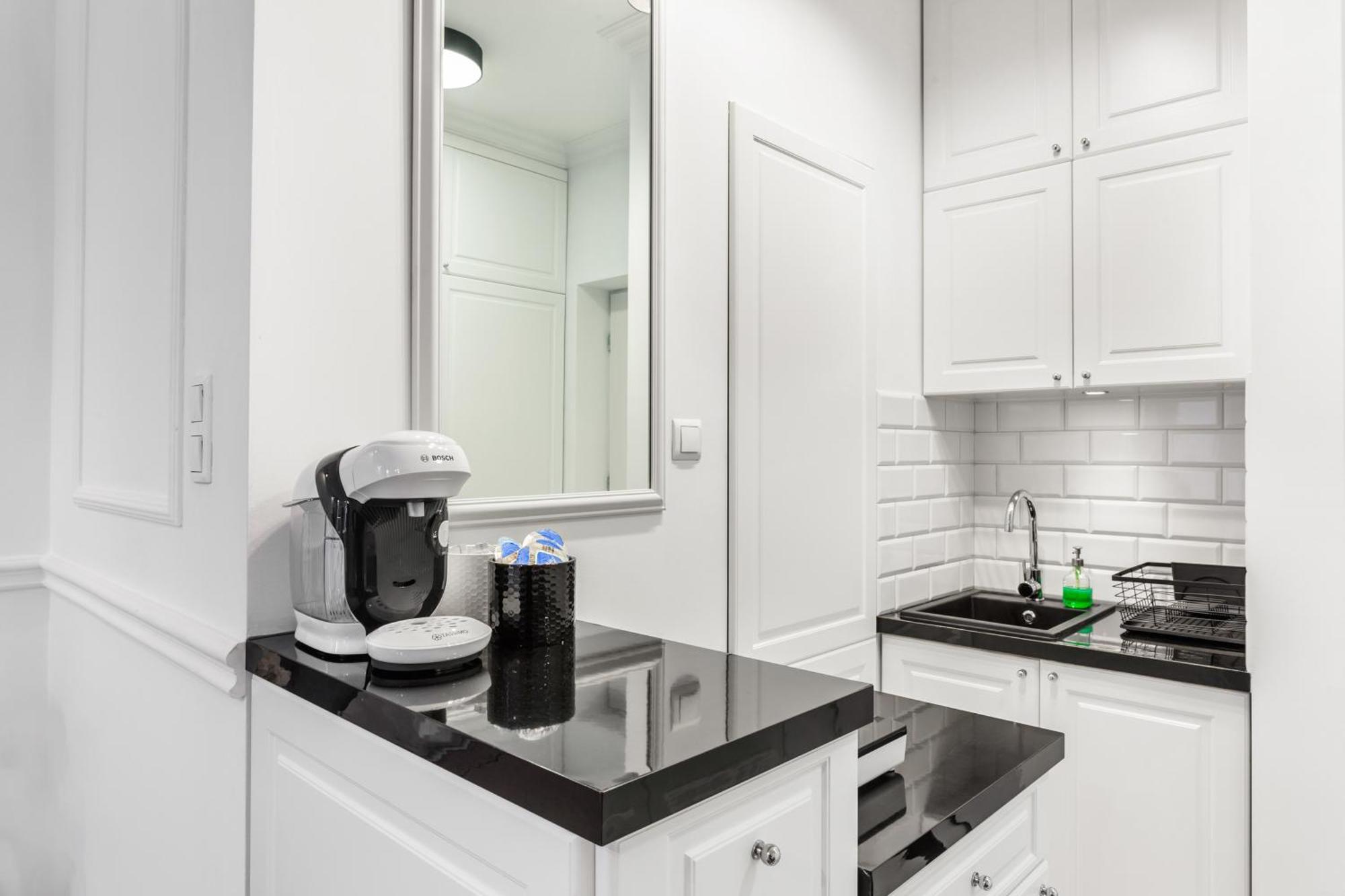 Charming Apartment In The City Center Varşova Dış mekan fotoğraf