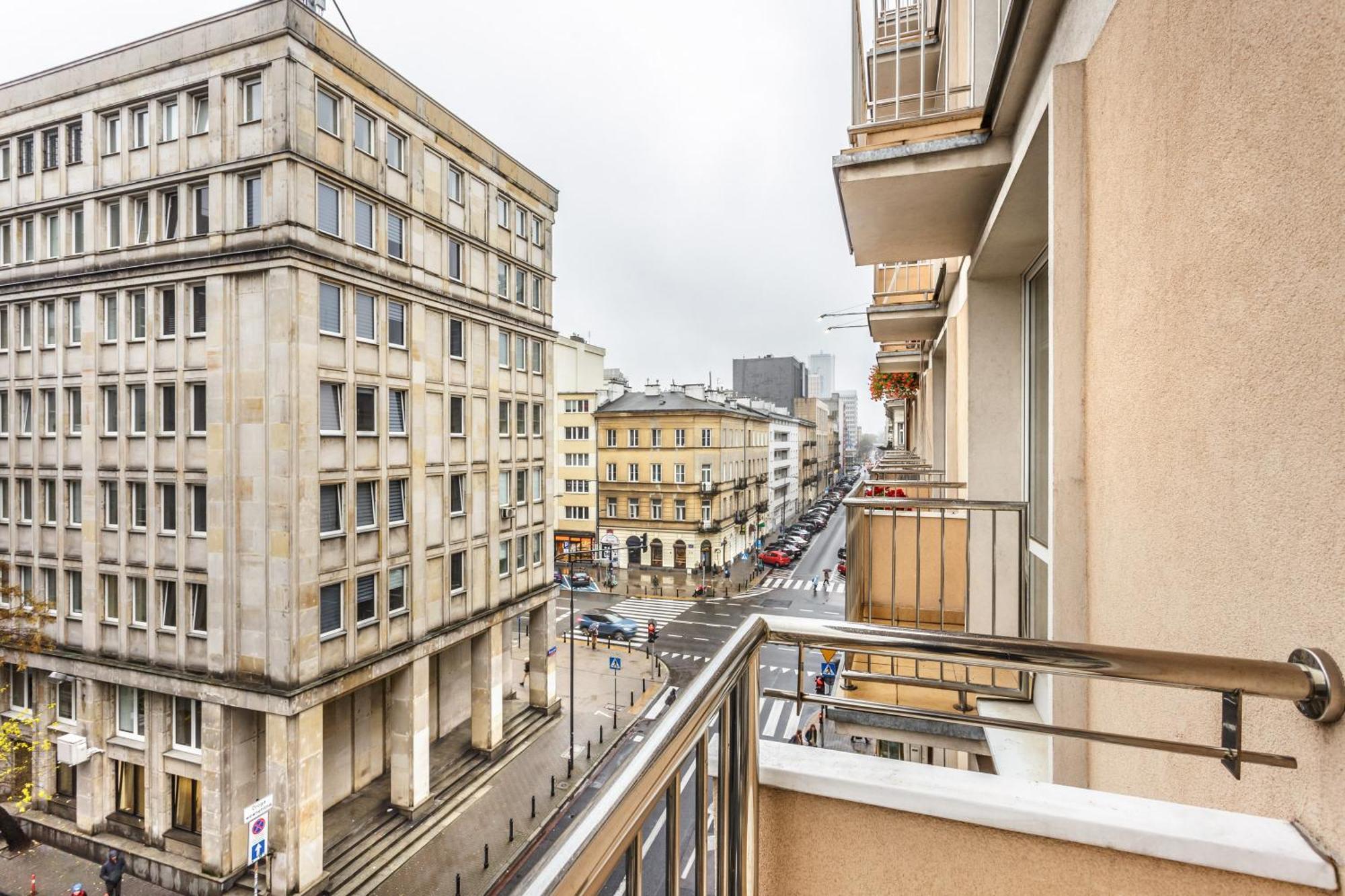 Charming Apartment In The City Center Varşova Dış mekan fotoğraf